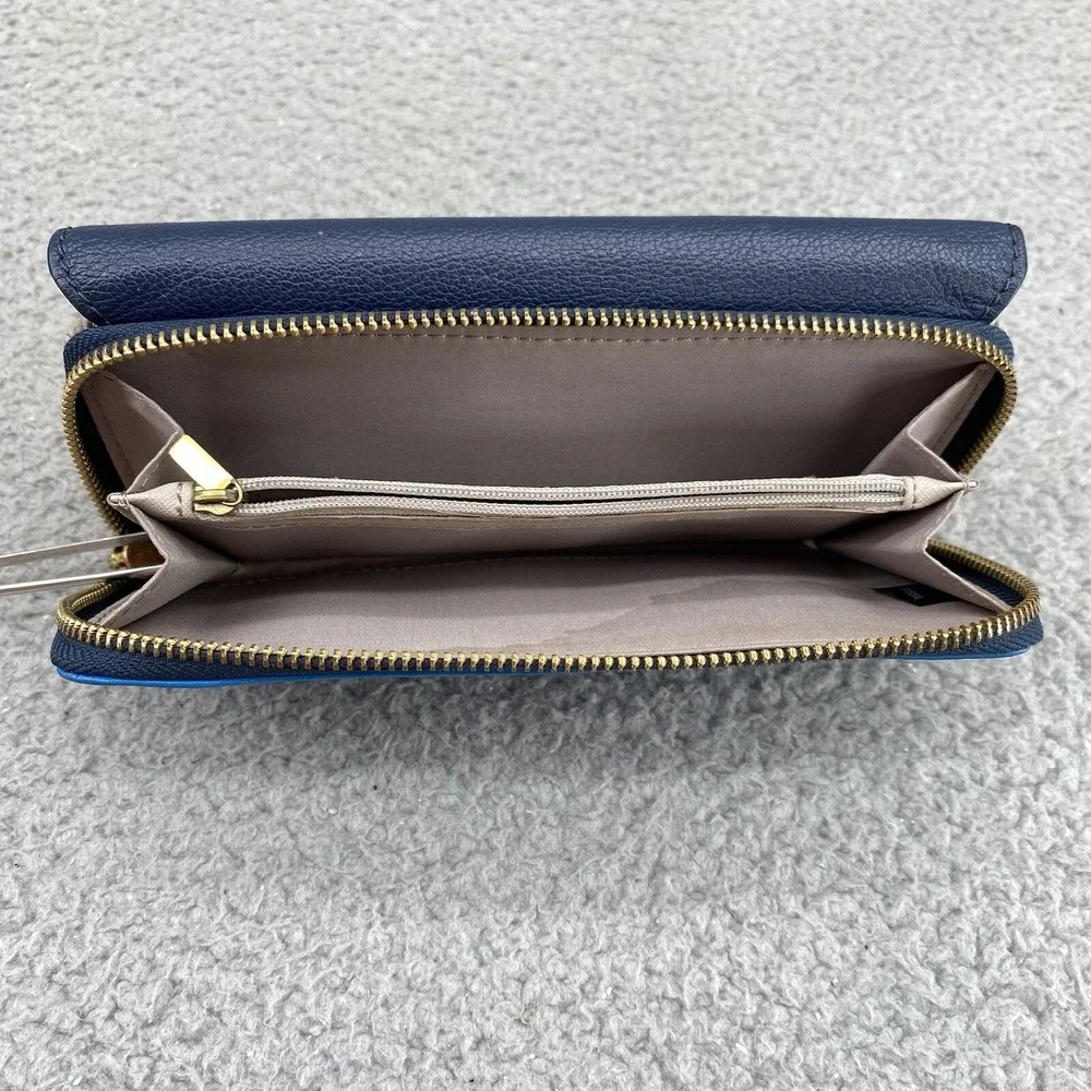 FOSSIL Leather Women Wallet Zip Around Clutch Blue Lining Cards ID Divider Boho‎